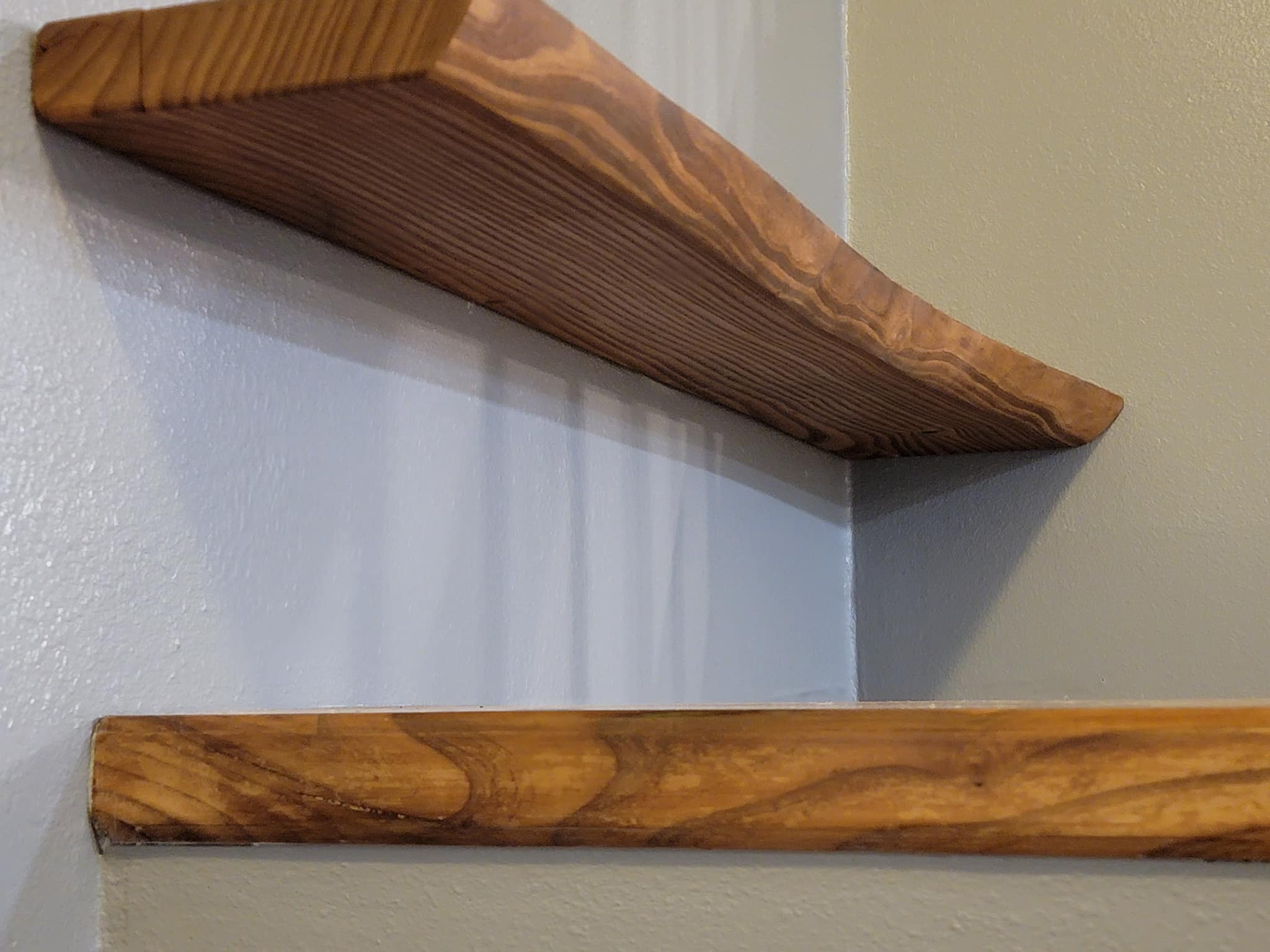Floating shelf1